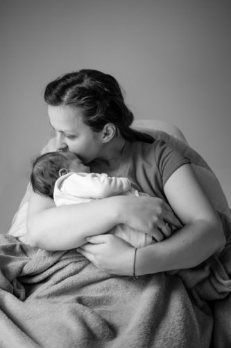 Postpartum Anxiety: Common Symptoms and Treatment Options