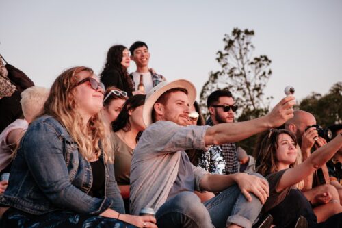 10 Important Signs of Social Anxiety