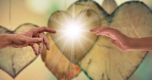 Long-Distance Dating: Pros and Cons 3